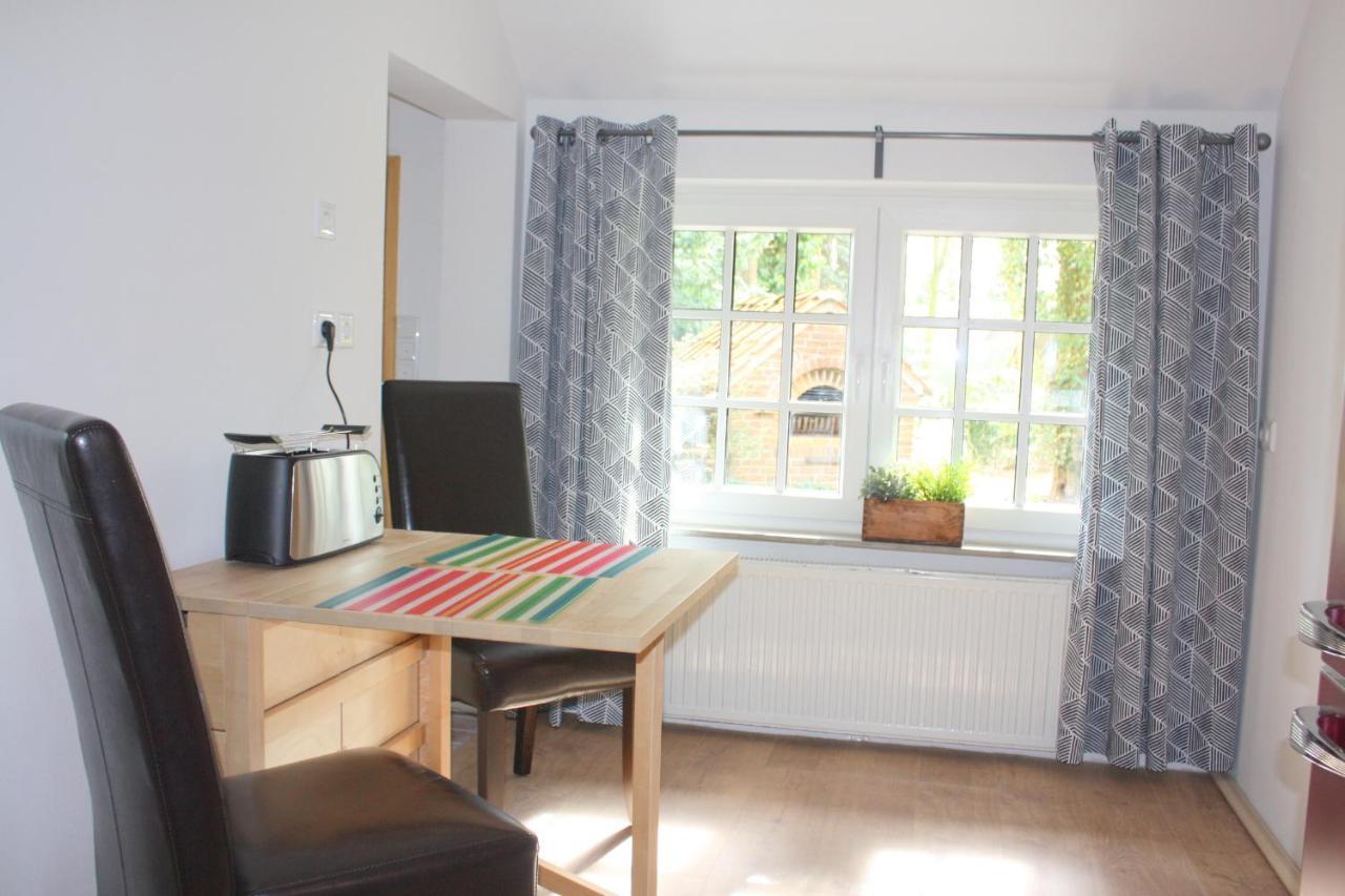 Ferienwohnung Gartenblick Westerstede Buitenkant foto